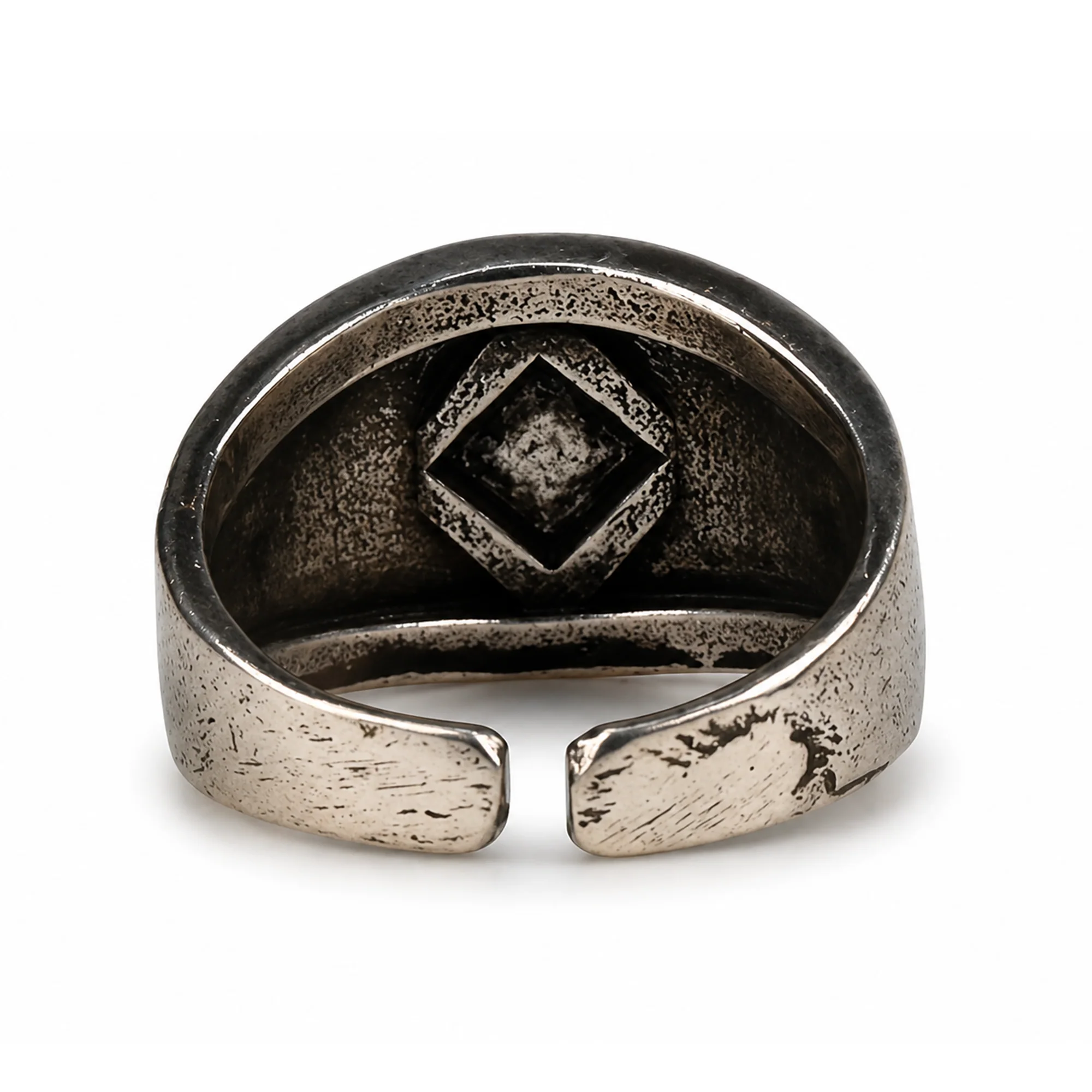 Space Wolves | Adjustable Size | Metal | Gaming Ring | Warhammer 40k thumbnail 5