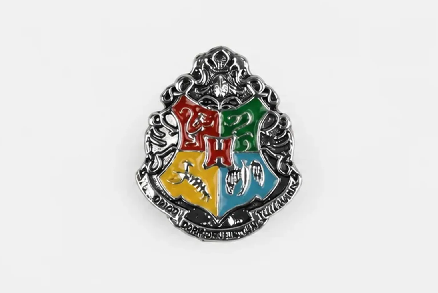 Hogwarts Crest | 4 cm | Metal | Movie Pin | Harry Potter thumbnail 4