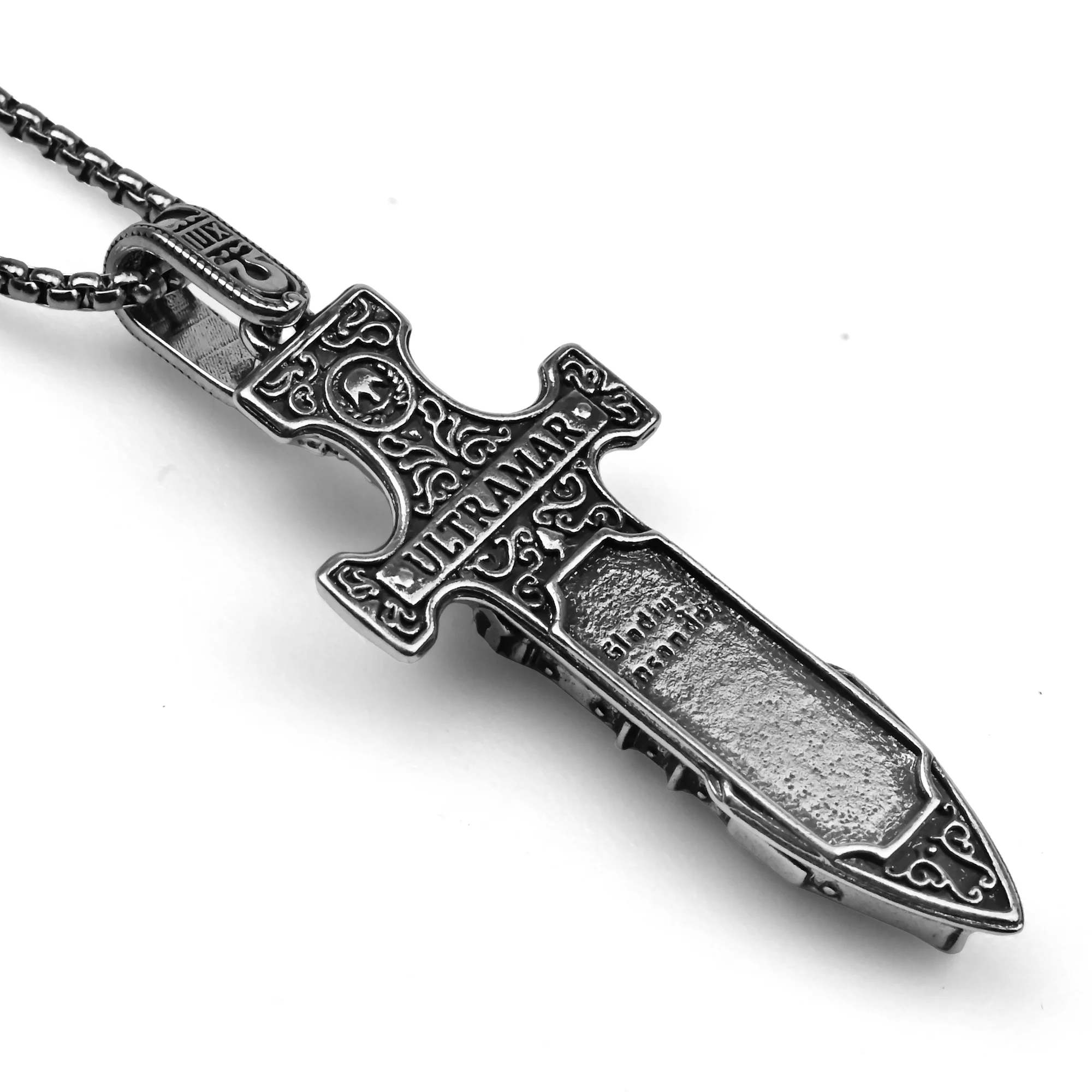 Ultramarine Relic Sword | 8 cm | Metal | Gaming Keychain | Warhammer 40k thumbnail 3