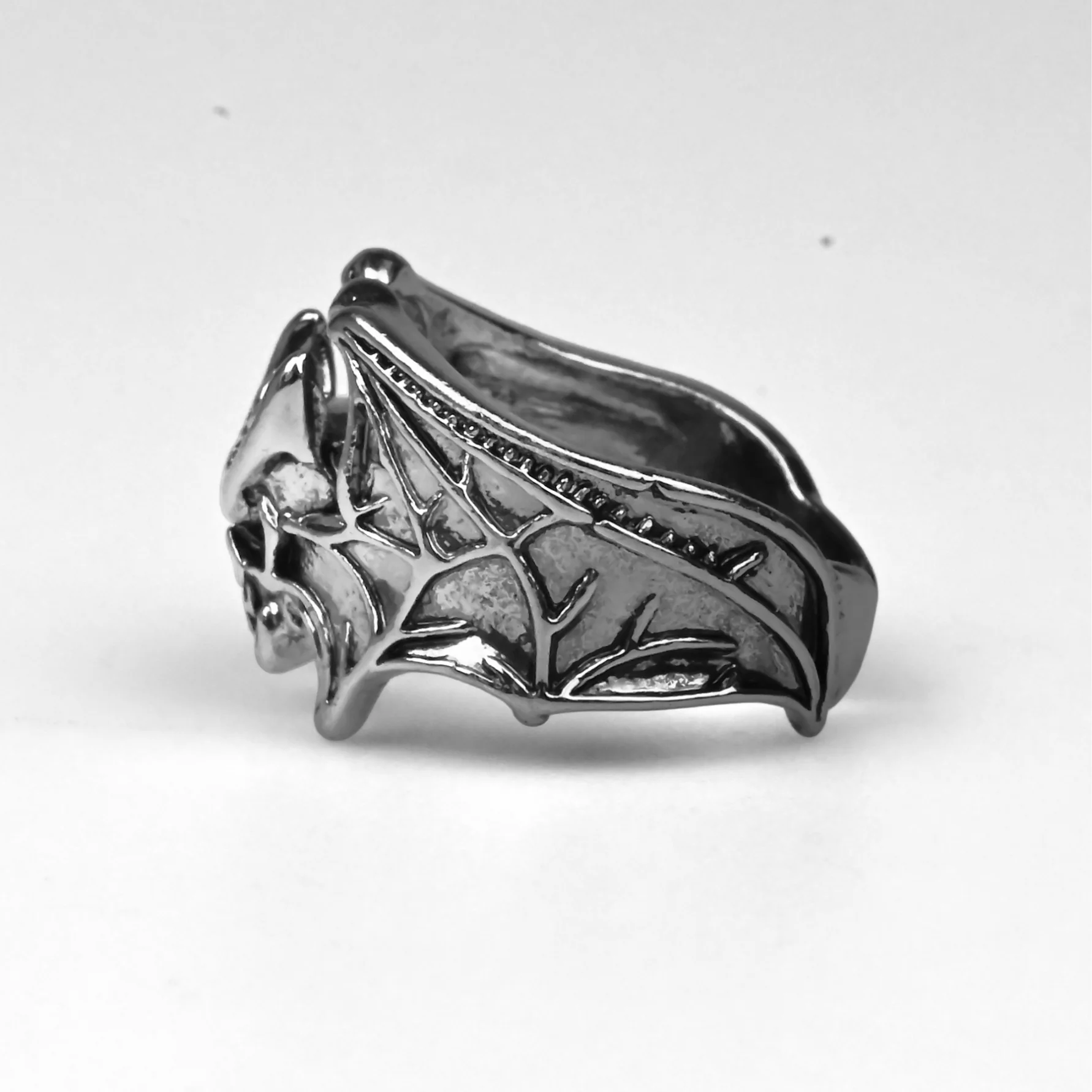 Night Lords | Adjustable Size | Metal | Gaming Ring | Warhammer 40k thumbnail 2
